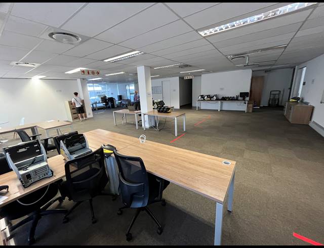 381M² OFFICE TO LET IN CLAREMONT